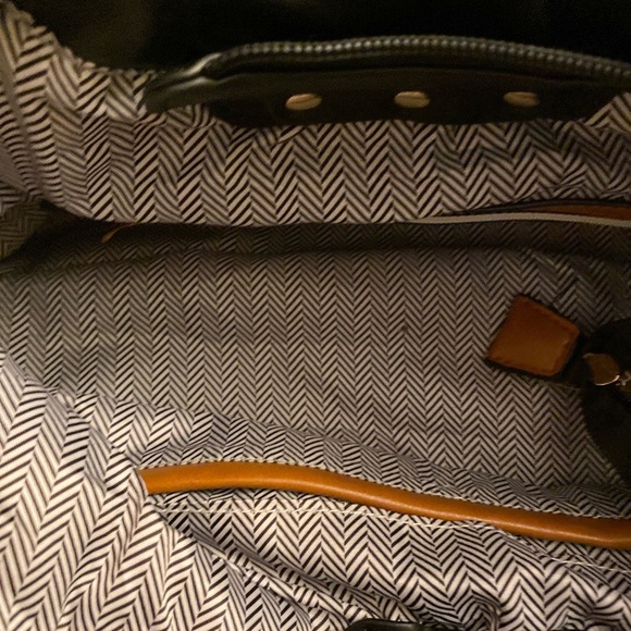 Black hobo-style handbag 🖤 Faux Leather… - Picture 12 of 16